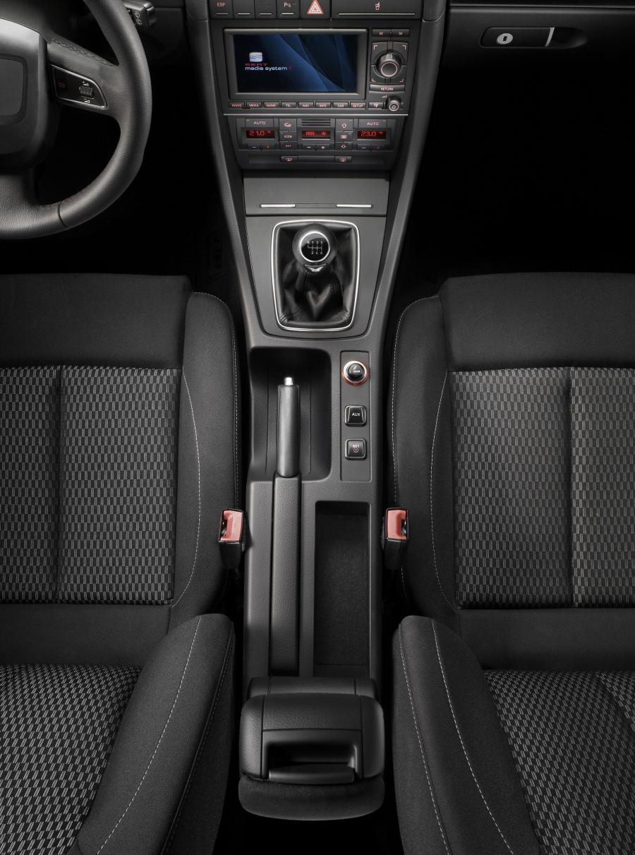  Seat Exeo 2009 года  (фото 81 из 180)